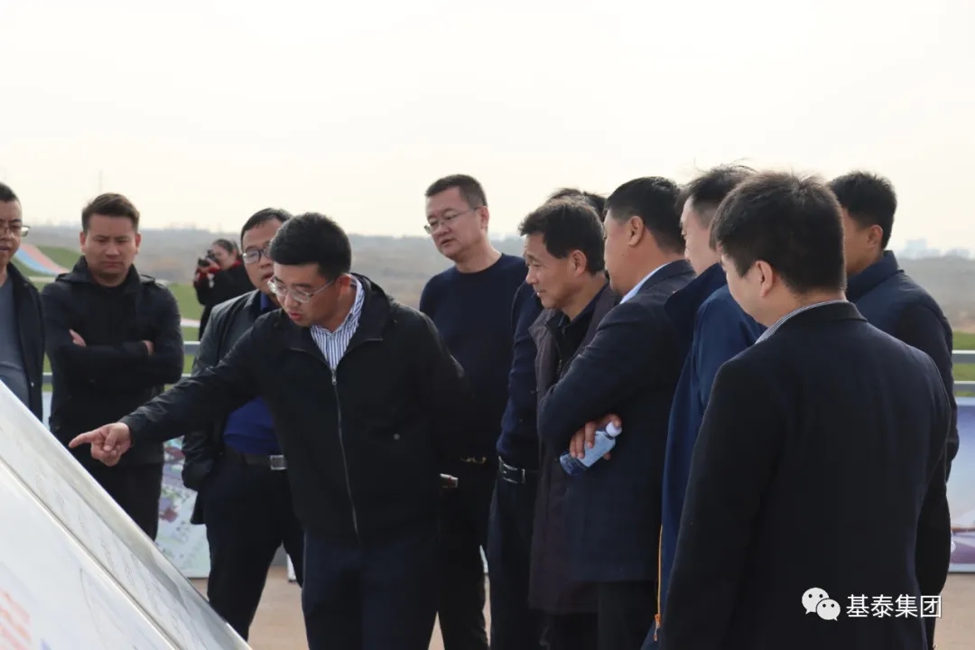 陜西省體育局副局長董利一行調(diào)研體育小鎮(zhèn)項(xiàng)目